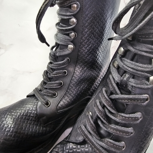 Free People Boots 41 10 Black Sante Fe Combat Zip Lace Up Textured Reptile Croc - Picture 9 of 16